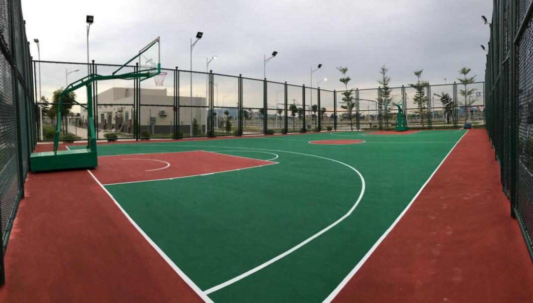 籃球場地鋪設成本，籃球場地面建設費用